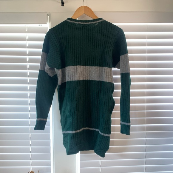 💚 Slytherin Quidditch Sweater - Picture 2 of 4